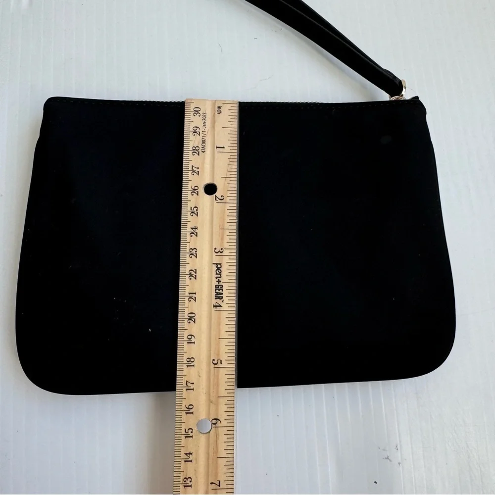 Kate Spade Chelsea Black Zip Pouch wristlet